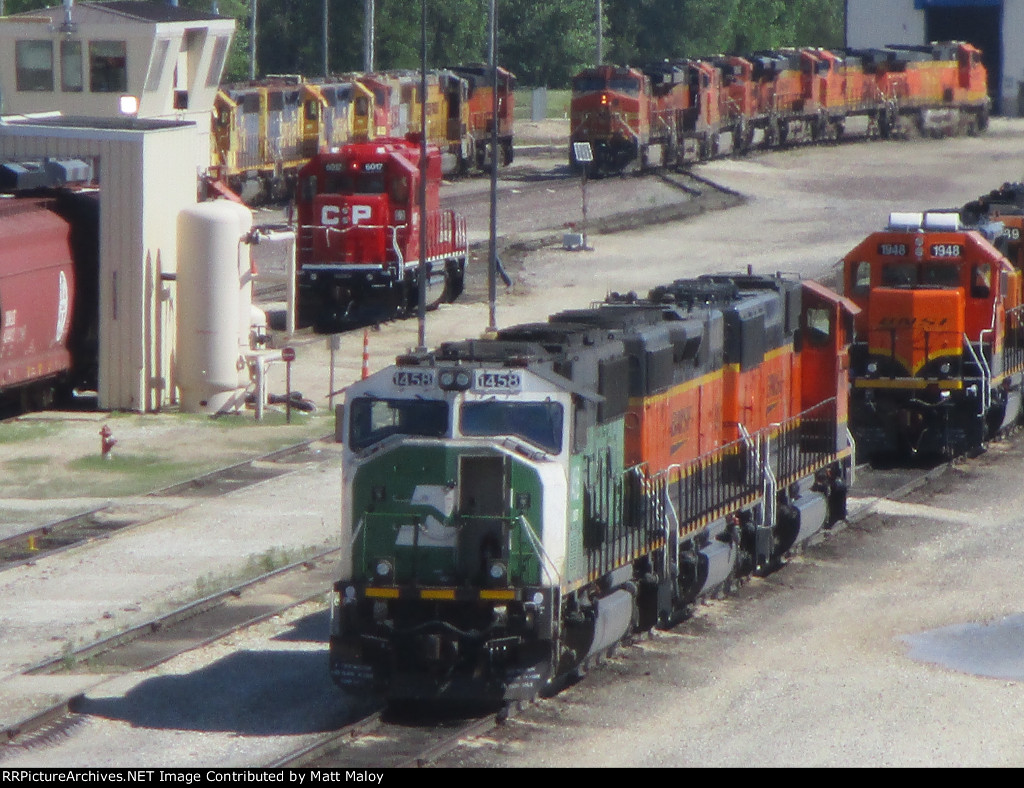 BNSF 1458